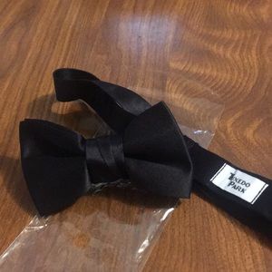 Satin bowtie little boy size